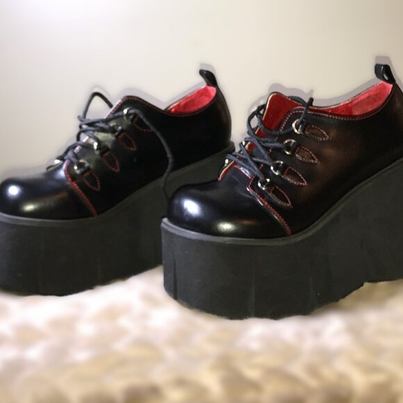 Demonia KERA-15 - Rare 2010 -Oxford Platform - Black w/Red- Lace-Up - NEW in Box - Picture 9 of 16